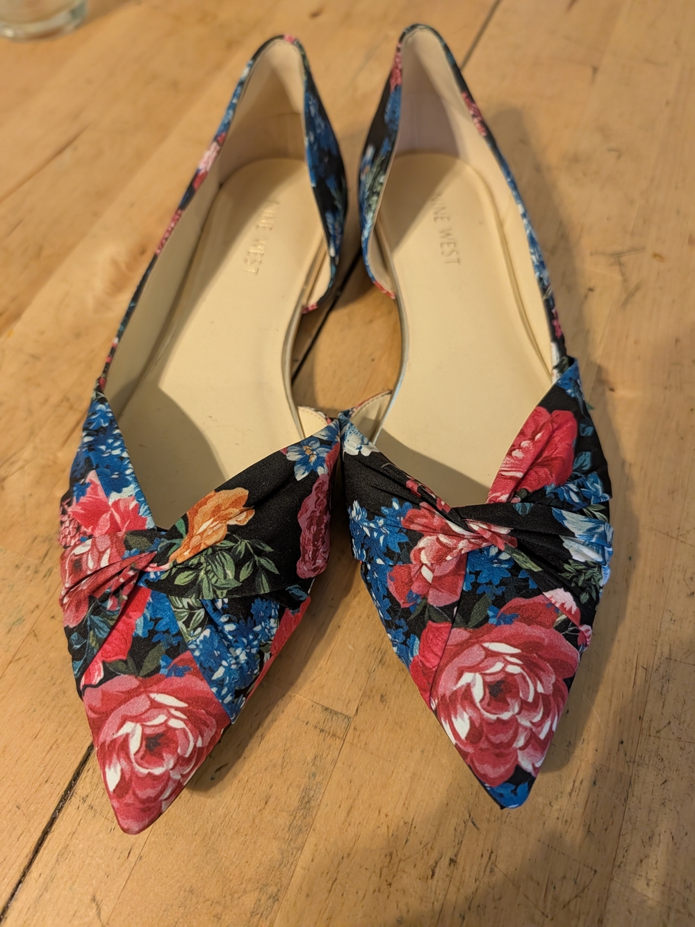 Floral Pointed-Toe Flats - Multicolor